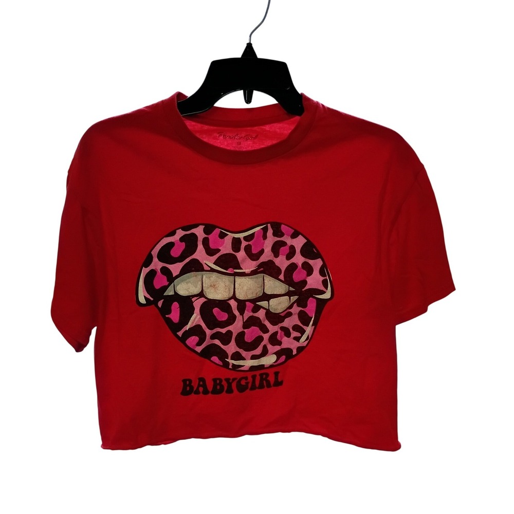 Popular Girl Red Leopard Print Lips Babygirl Graphic Cropped‎ T-Shirt Medium
